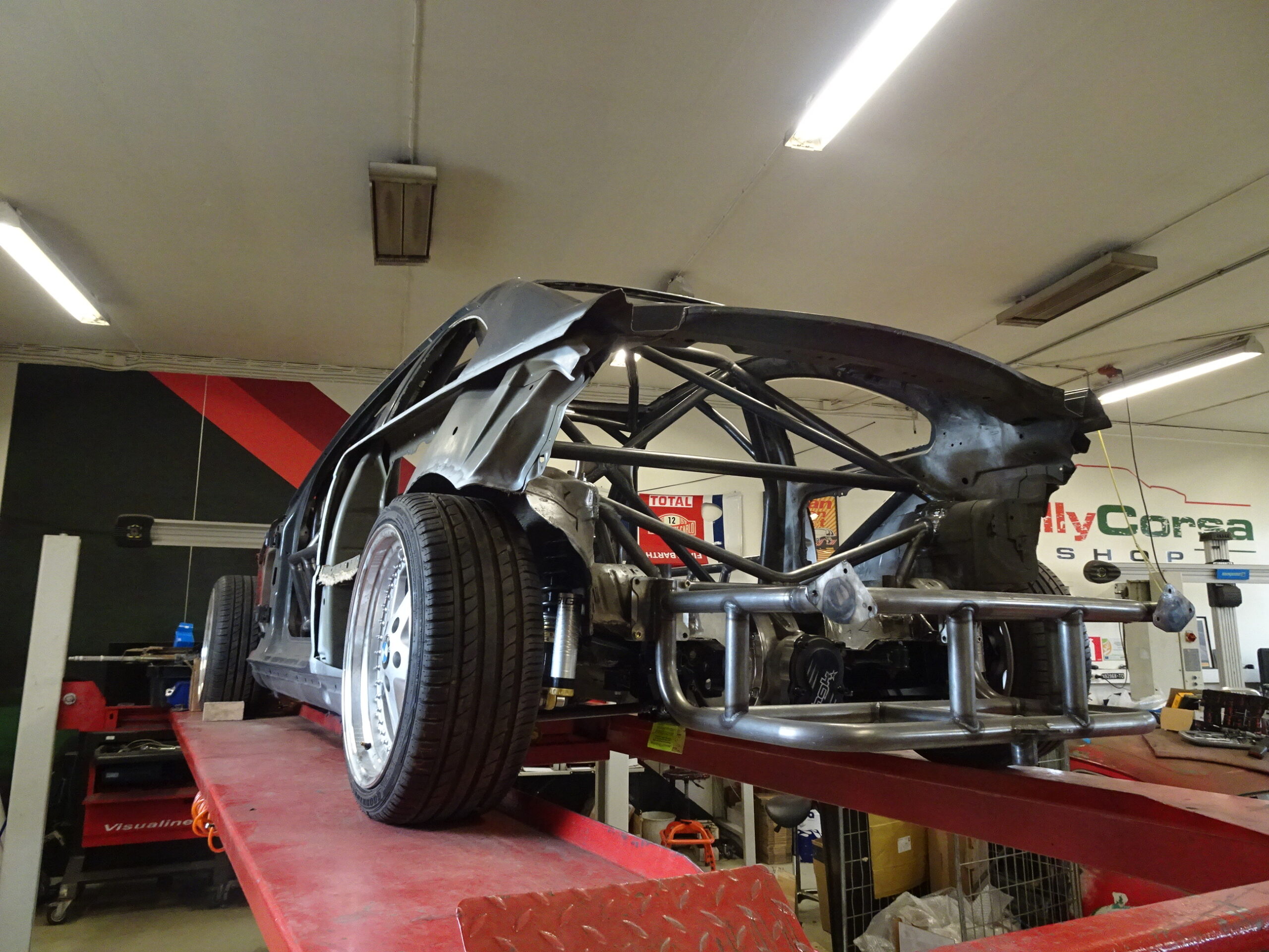 rcs weld in roll cage for drifting bmw e46 coupe rcs weld in roll cage for drifting bmw e46 coupe