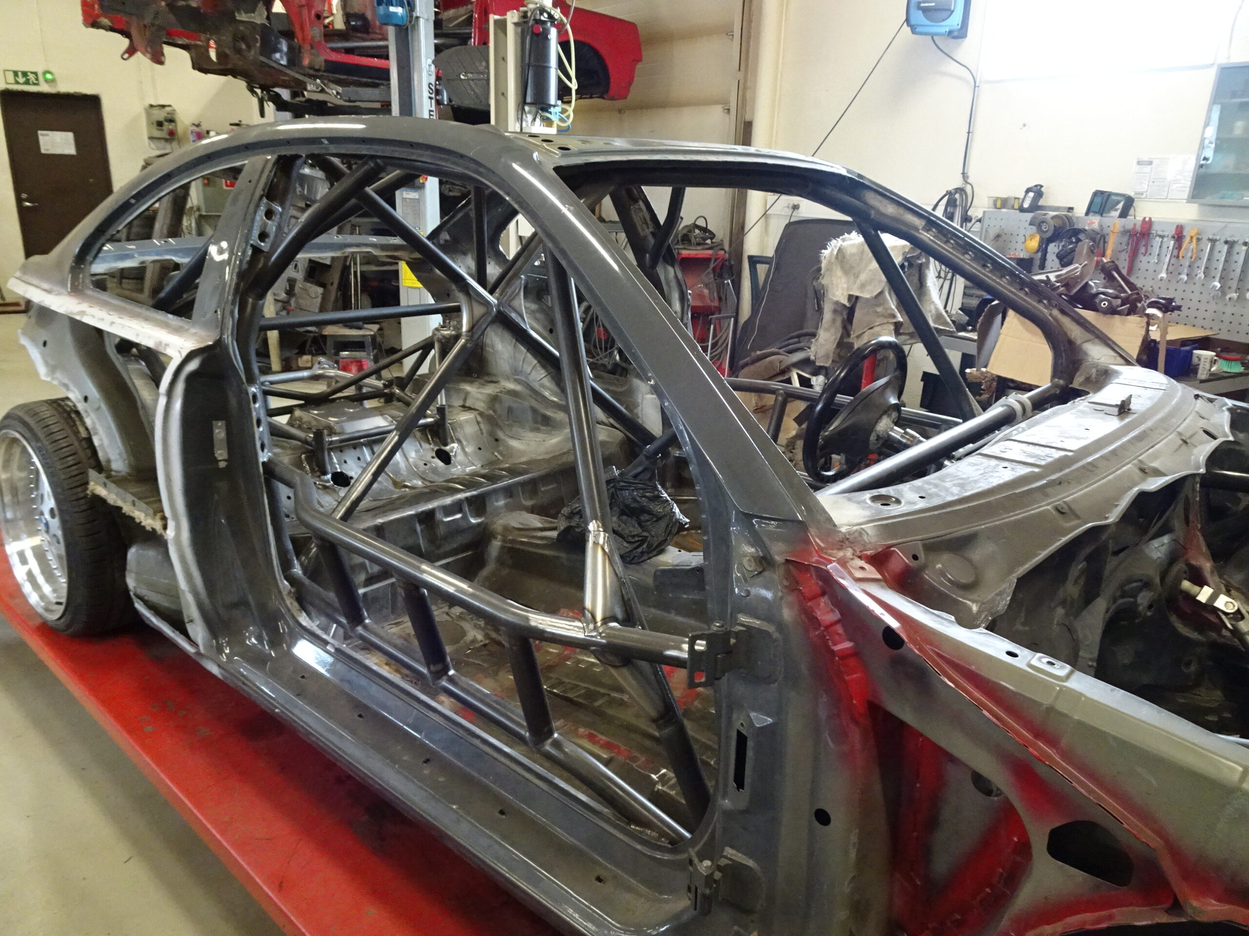 rcs weld in roll cage for drifting bmw e46 coupe rcs weld in roll cage for drifting bmw e46 coupe