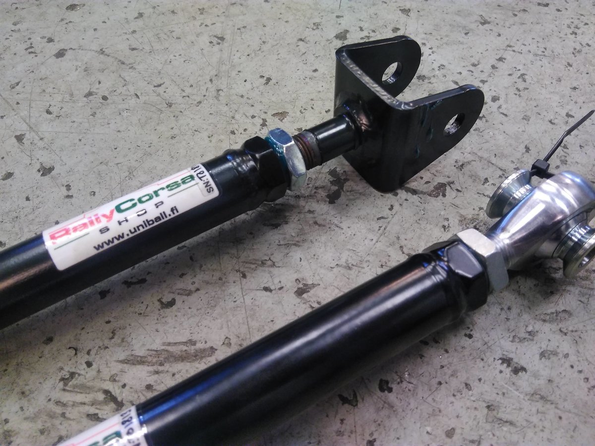 toyota mr2 zzw30 rear tension arms toyota mr2 zzw30 rear tension arms